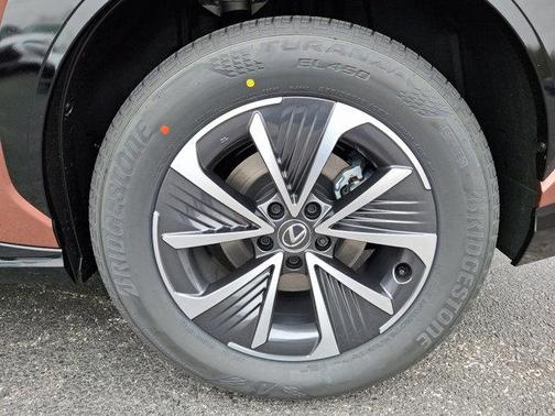 2025 Lexus RZ 450e RZ 450e Premium AWD w/18' Wheels