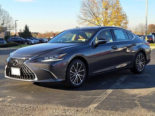 2025 Lexus ES 300h Base