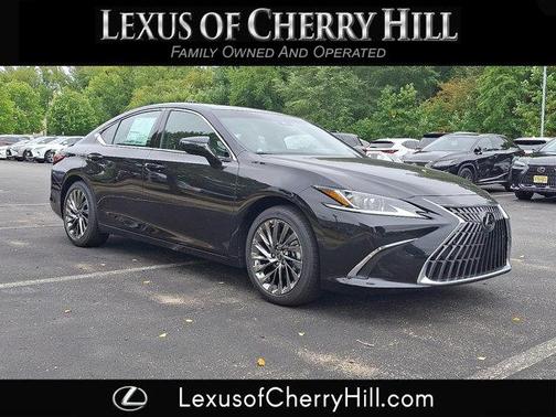 2025 Lexus ES 300h Luxury