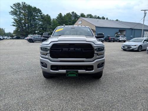 2022 RAM 2500 Laramie Crew Cab 4x4 6'4' Box