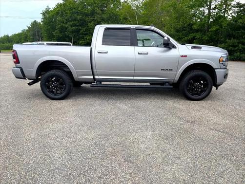 2022 RAM 2500 Laramie Crew Cab 4x4 6'4' Box