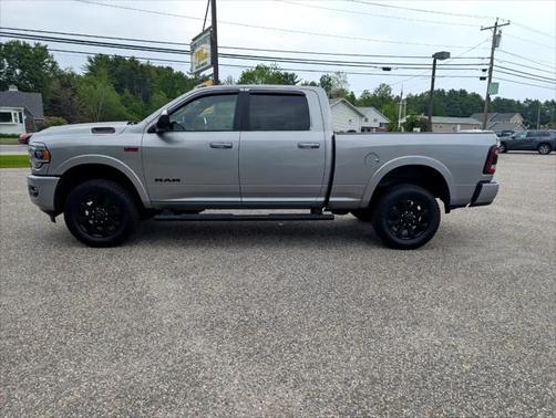 2022 RAM 2500 Laramie Crew Cab 4x4 6'4' Box