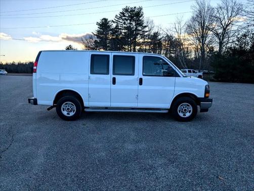 2022 GMC Savana 2500 Work Van