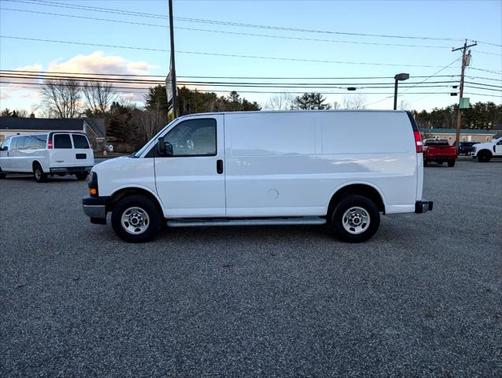 2022 GMC Savana 2500 Work Van