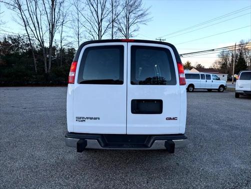 2022 GMC Savana 2500 Work Van
