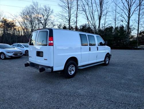 2022 GMC Savana 2500 Work Van