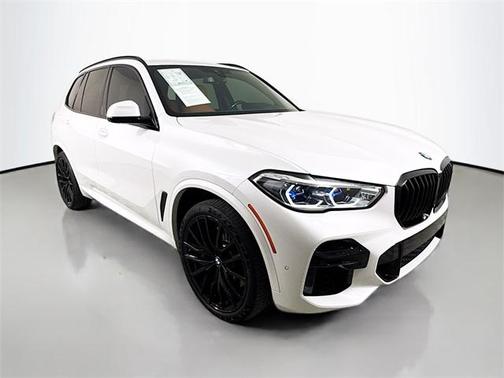 2023 BMW X5 M50i