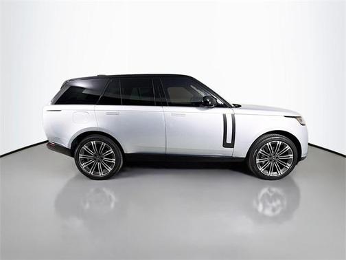 2025 Land Rover Range Rover P530 SE
