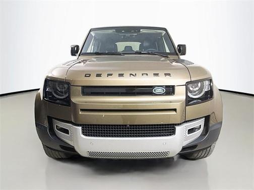 2020 Land Rover Defender 110 SE