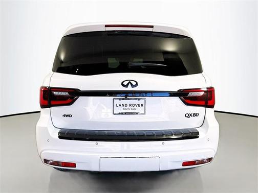 2024 INFINITI QX80 SENSORY AWD