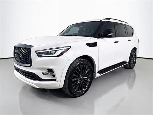 2024 INFINITI QX80 SENSORY AWD