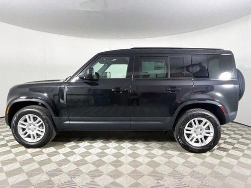 2025 Land Rover Defender 110 P400 S