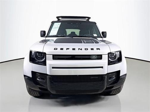 2023 Land Rover Defender 110 X-Dynamic SE