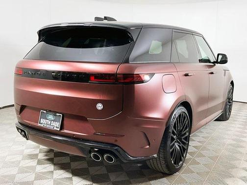 2025 Land Rover Range Rover Sport P635 SV Edition Two