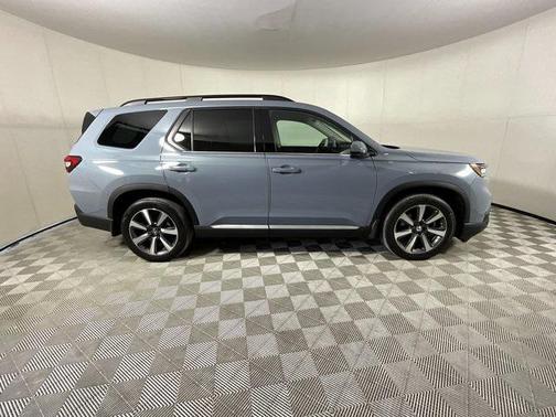 2023 Honda Pilot AWD Elite