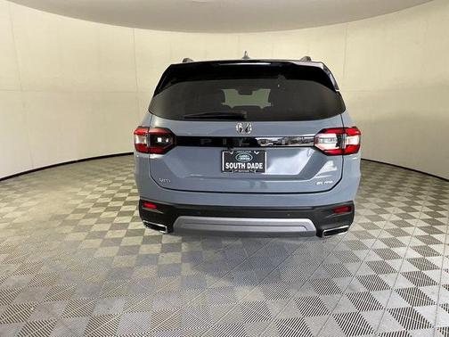 2023 Honda Pilot AWD Elite