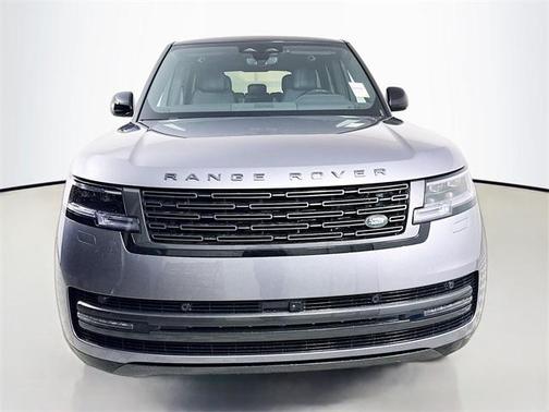 2026 Land Rover Range Rover P400 SE