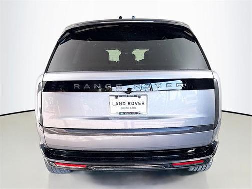 2026 Land Rover Range Rover P400 SE