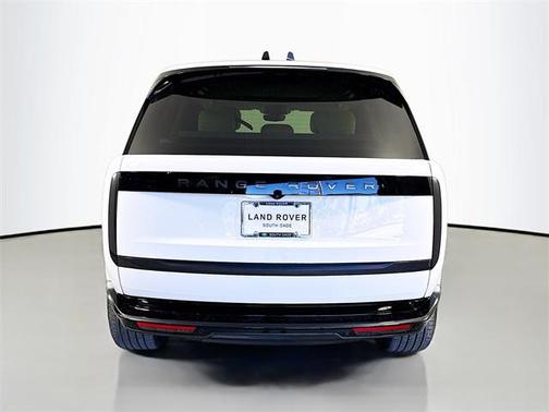 2026 Land Rover Range Rover P400 SE