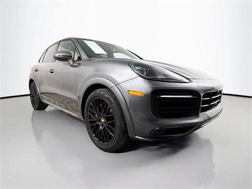 2022 Porsche Cayenne GTS