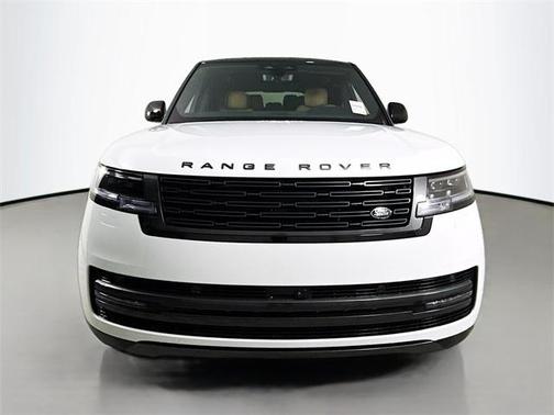 2025 Land Rover Range Rover P400 SE 7 Seat