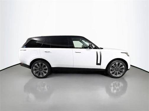 2025 Land Rover Range Rover P400 SE 7 Seat