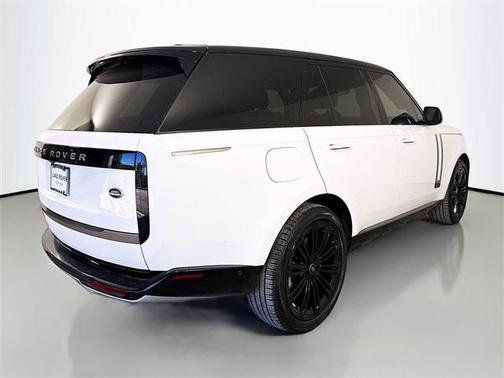 2023 Land Rover Range Rover P530 SE