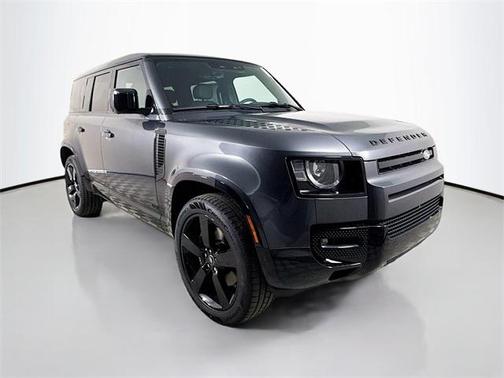 2025 Land Rover Defender 110 V8