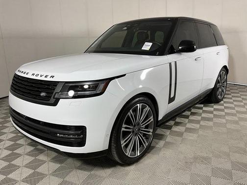 2025 Land Rover Range Rover P530 SE