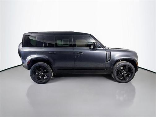 2025 Land Rover Defender 110 P400 X-Dynamic SE