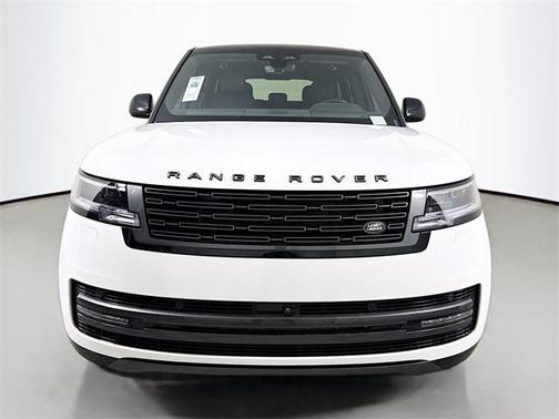 2025 Land Rover Range Rover P530 SE