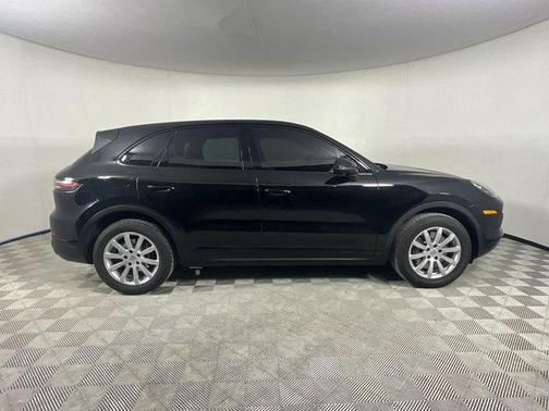 2021 Porsche Cayenne Base