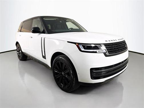 2025 Land Rover Range Rover P400 SE 7 Seat