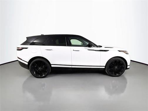 2026 Land Rover Range Rover Velar P250 SE R-Dynamic