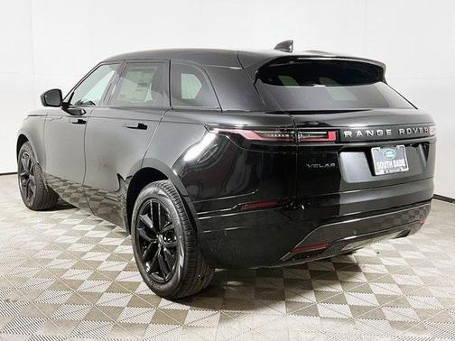 2026 Land Rover Range Rover Velar P250 SE R-Dynamic