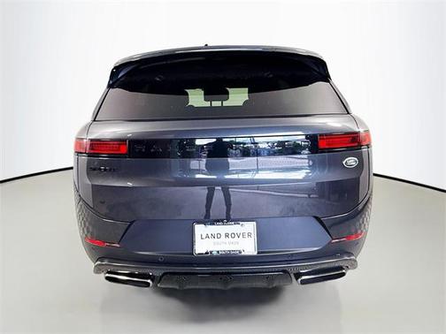 2023 Land Rover Range Rover Sport SE