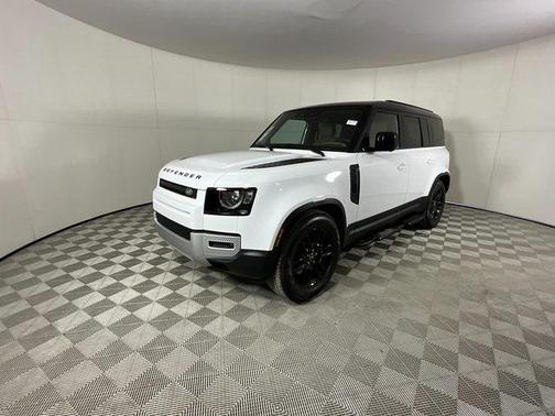 2025 Land Rover Defender 110 P300
