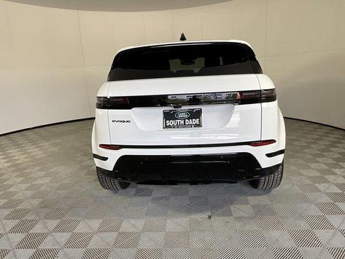 2026 Land Rover Range Rover Evoque Dynamic SE