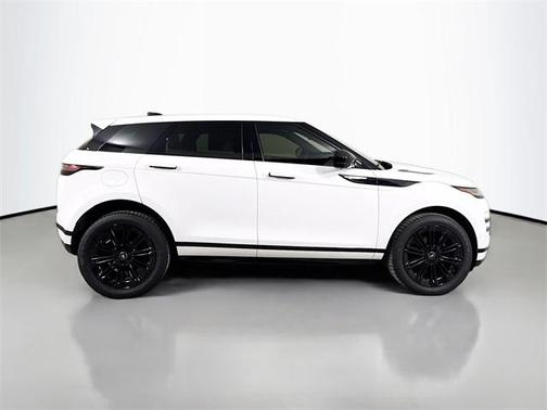 2026 Land Rover Range Rover Evoque Dynamic SE