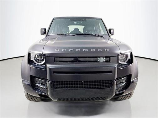 2024 Land Rover Defender X-Dynamic SE