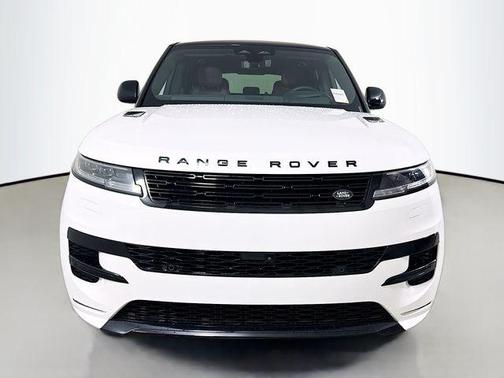 2026 Land Rover Range Rover Sport SE