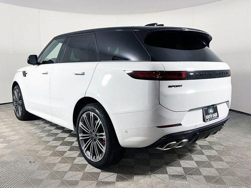 2025 Land Rover Range Rover Sport SE