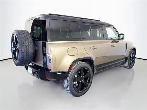 2026 Land Rover Defender P400 X-Dynamic SE