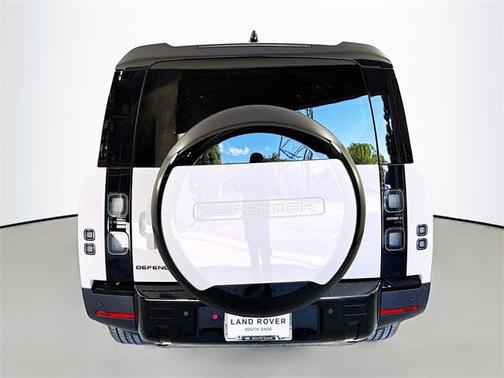 2026 Land Rover Defender P300 S