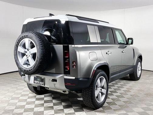 2025 Land Rover Defender 110 P300