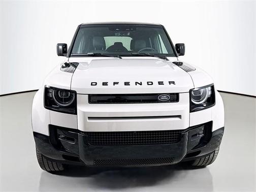 2026 Land Rover Defender P400 X-Dynamic SE