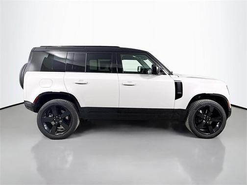 2026 Land Rover Defender P400 X-Dynamic SE