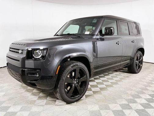 2025 Land Rover Defender 110 V8