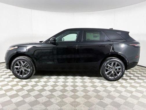 2026 Land Rover Range Rover Velar P250 SE R-Dynamic