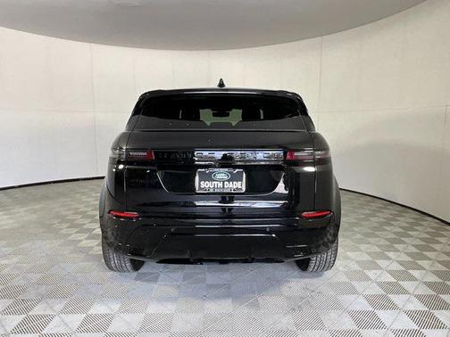 2026 Land Rover Range Rover Evoque Dynamic SE